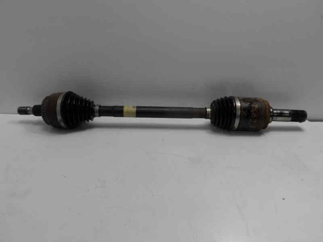 1633500210 Mercedes