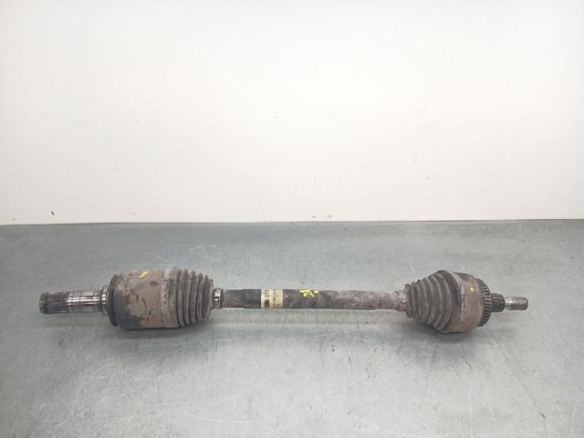 1633500210 Mercedes