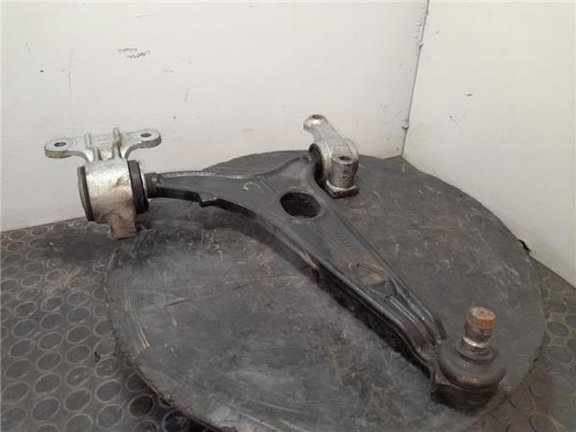 Braço oscilante inferior direito de suspensão dianteira 1635773580 PEUGEOT