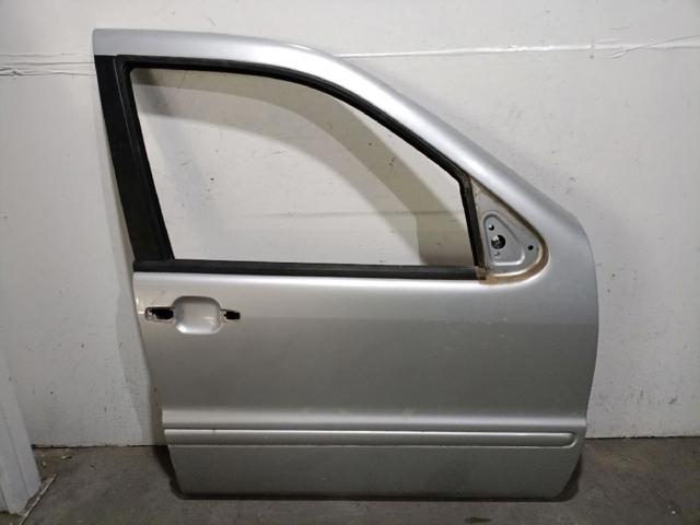 Porta dianteira direita 1637201605 MERCEDES