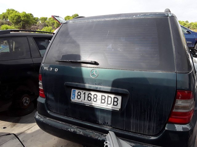 1637401105 Mercedes