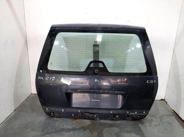 1637401105 Mercedes