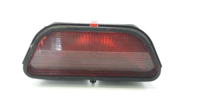 Sinal de parada traseiro adicional 1638200156 MERCEDES