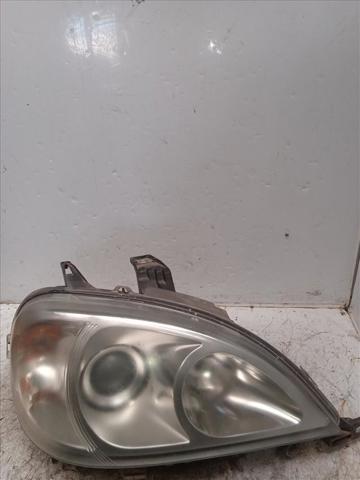 Tampa das luzes traseiras 1638200749 MERCEDES