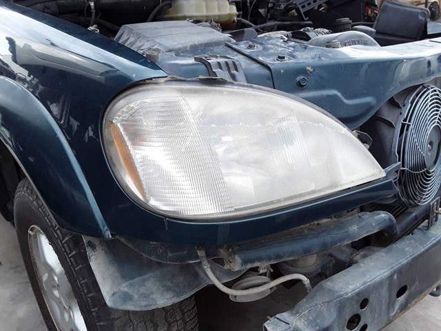 Luz direita 163820386164 MERCEDES