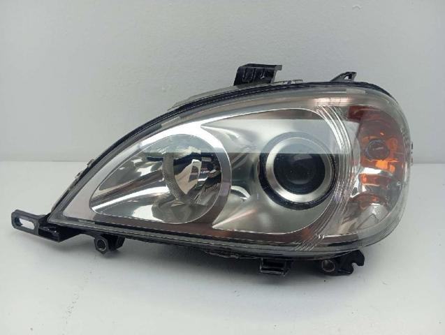 Luz esquerda 163820456164 MERCEDES