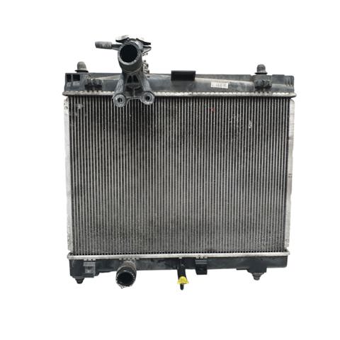 para Toyota Yaris (SP90)
