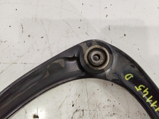 Braço oscilante inferior direito de suspensão dianteira 1643188980 PEUGEOT