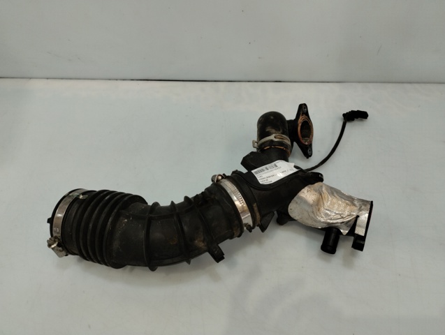 Mangueira (cano derivado) de intercooler 165763328R NISSAN