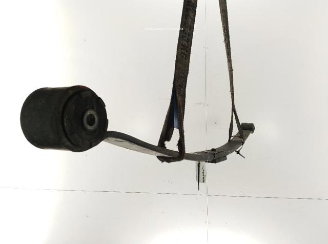 Suspensão de lâminas traseiro 1673604280 PEUGEOT