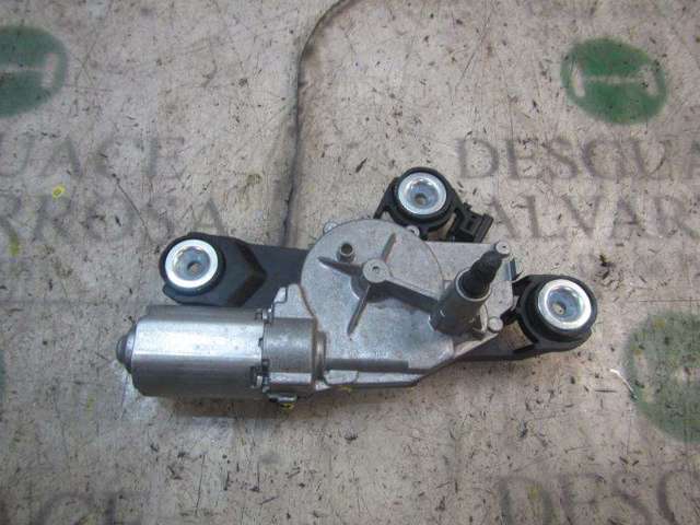 1675328 Ford