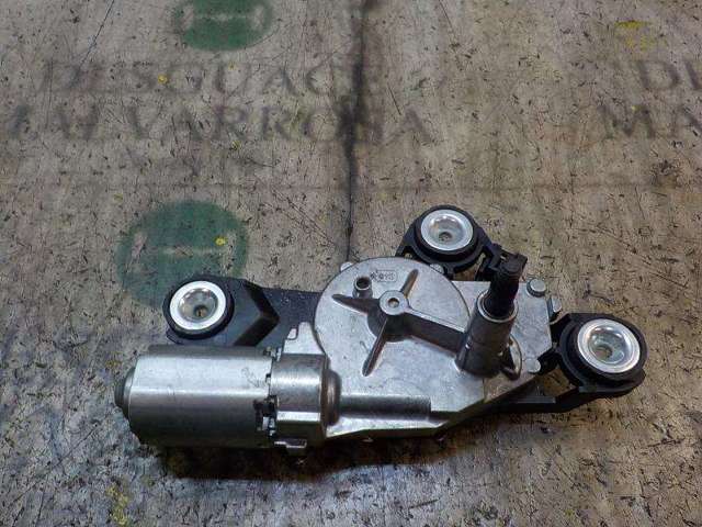 1675328 Ford