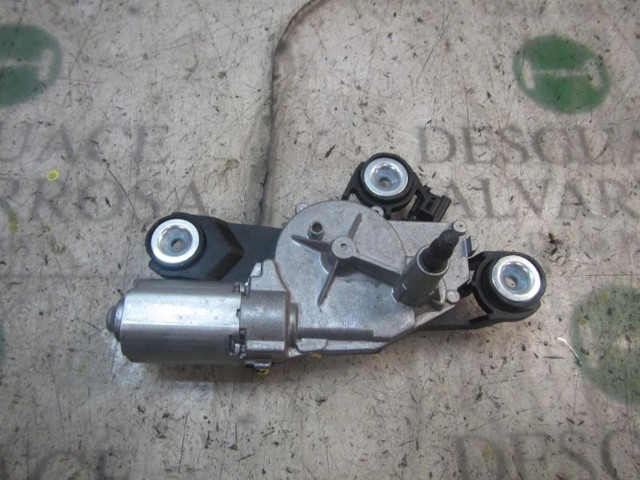 1675328 Ford