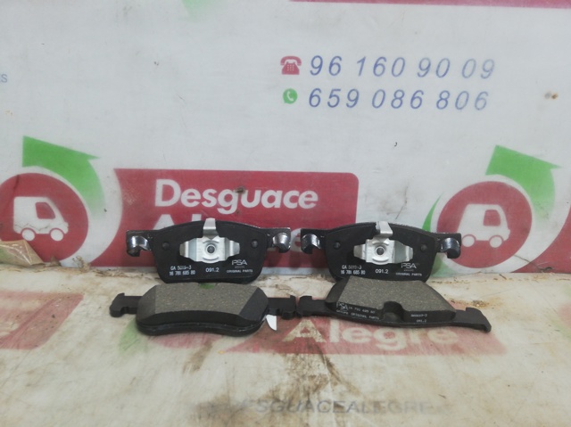 Sapatas do freio dianteiras de disco 1678168580 PEUGEOT