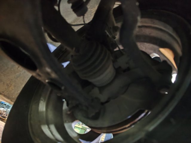 Semieixo (acionador) dianteiro esquerdo 1683701572 MERCEDES