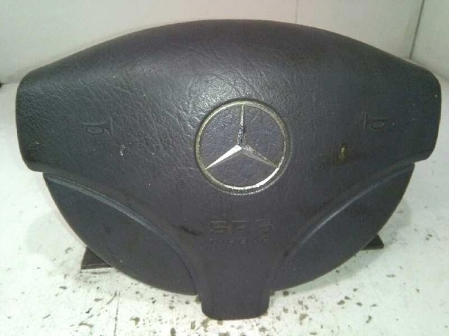 1684600198 Mercedes