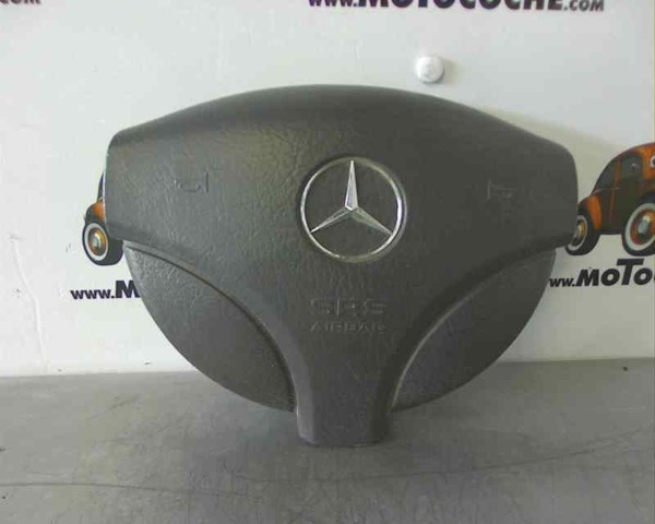 1684600198 Mercedes