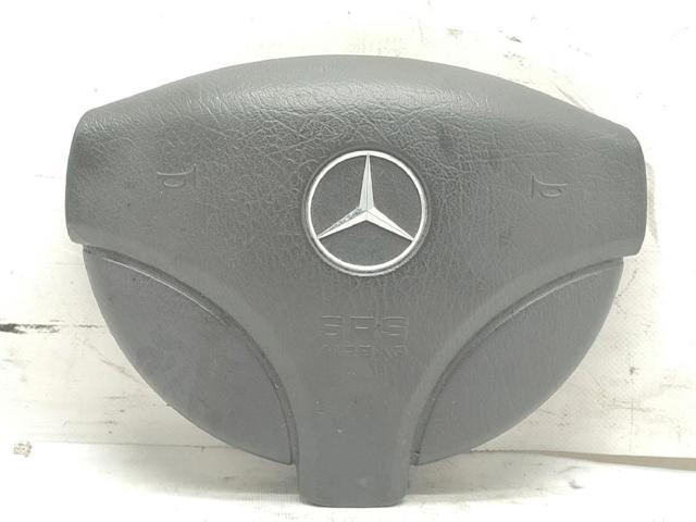 1684600198 Mercedes