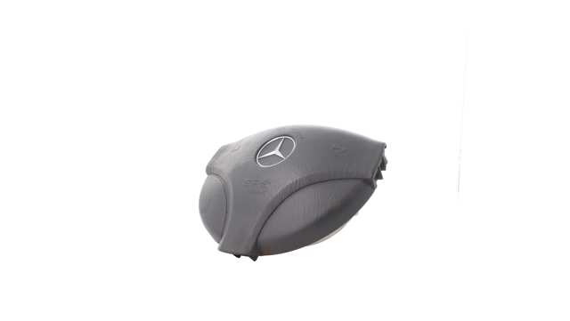 1684600198 Mercedes