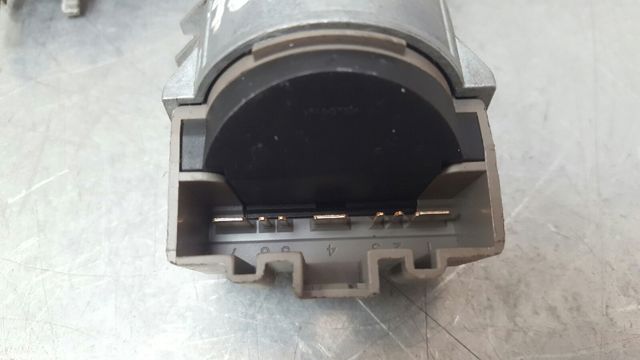 1686782 Ford