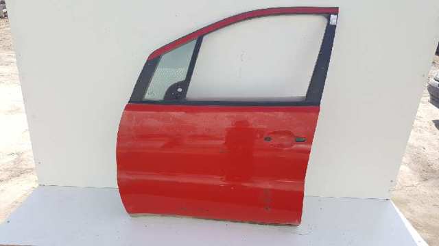 Porta dianteira esquerda 168720190528 MERCEDES