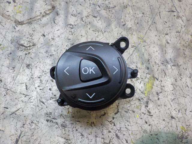 Unidade de interruptores de botão do volante de direção 1687315 FORD