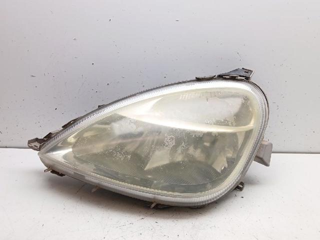 Luz esquerda 1688201761 MERCEDES