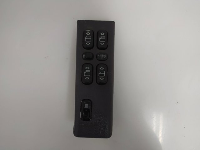 1688202810 Mercedes