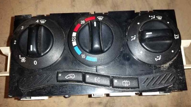 Unidade de controlo dos modos de aquecimento/condicionamento 1688300485 MERCEDES