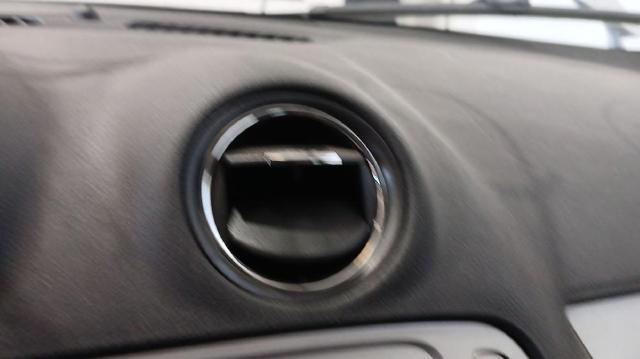 Grelha de ventilação de salão no "painel de instrumentos" 1688403 FORD