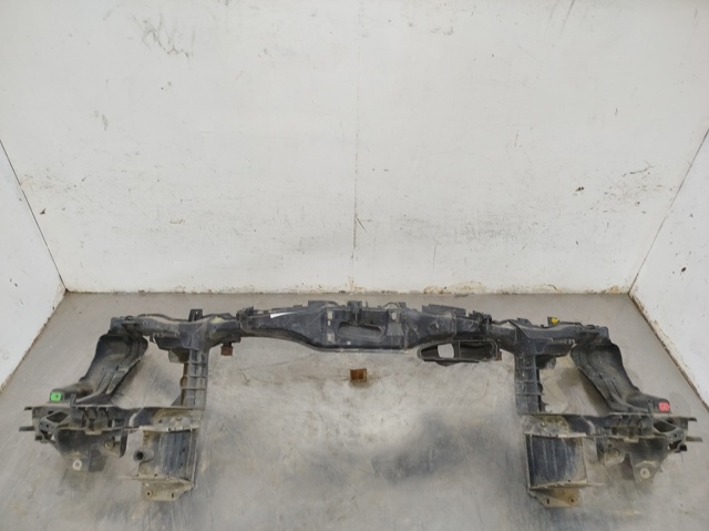 Suporte do radiador montado (painel de montagem de fixação das luzes) para Mercedes B W245