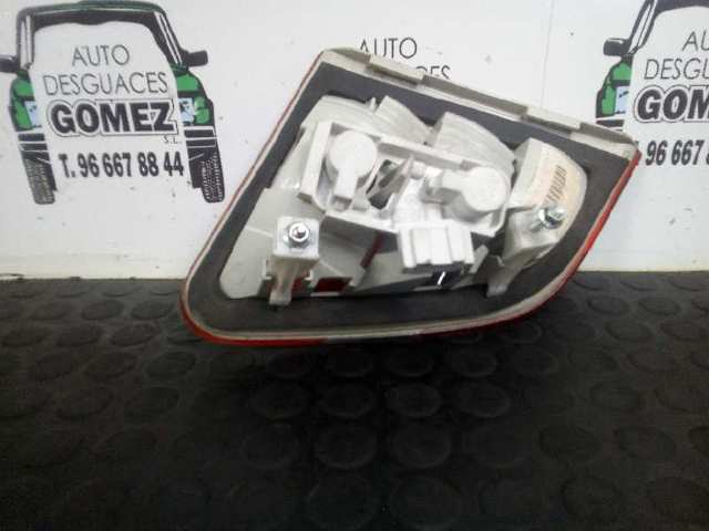 Lanterna traseira direita interna 1698201664 MERCEDES