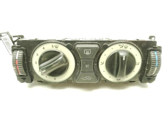  Mercedes CLK  (C208)