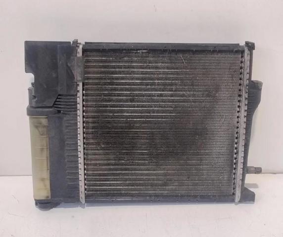 Radiador de esfriamento de motor 17111247436 BMW
