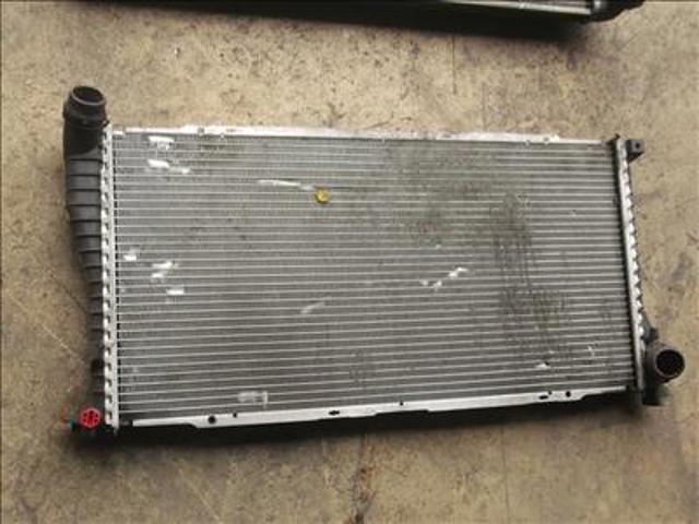 Radiador de esfriamento de motor 17112246012 BMW