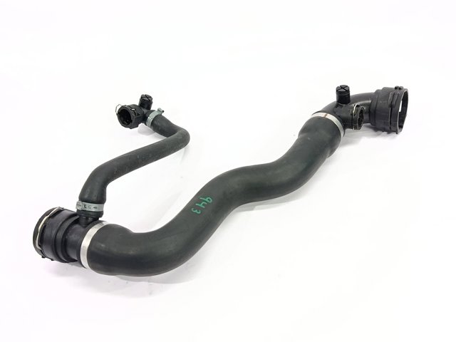 Mangueira (cano derivado) do radiador de esfriamento superior 17127520668 BMW