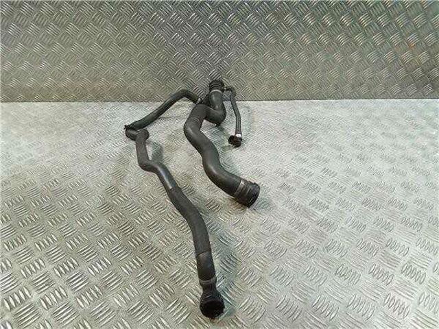 Mangueira (cano derivado) do radiador de esfriamento superior 17128511623 BMW