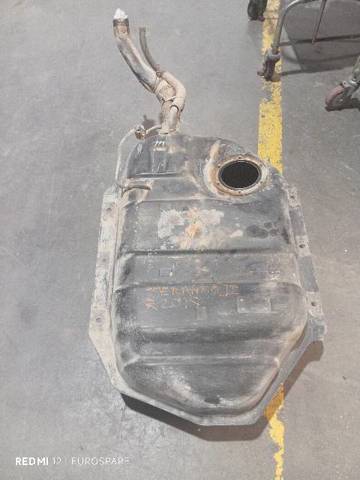 Tanque de combustível Nissan Terrano II R20 ao melhor preço