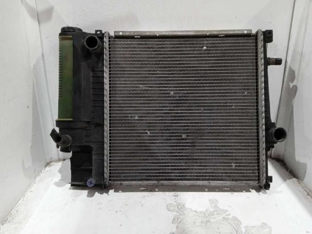 Radiador de esfriamento de motor 1728907 BMW