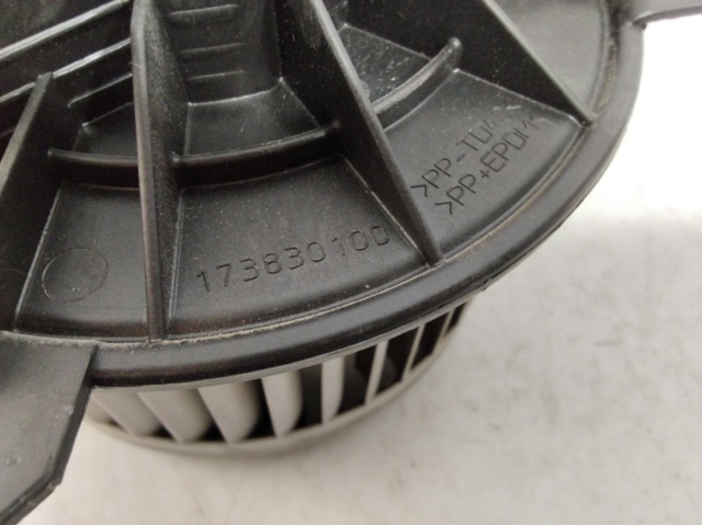 173830100 Mercedes