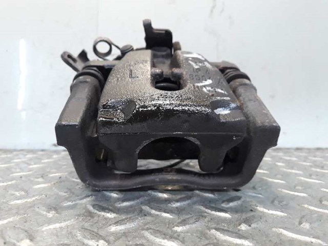 1738988 Ford
