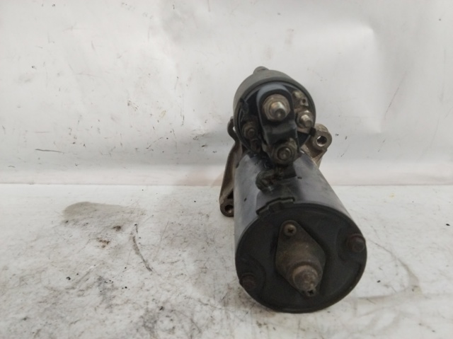 1740374 BMW