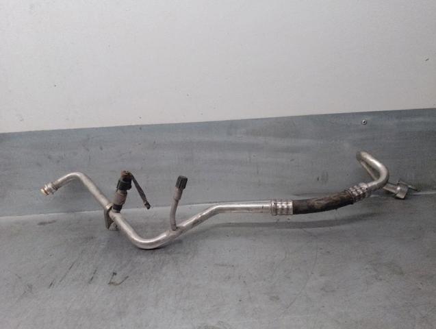 Mangueira de aparelho de ar condicionado, desde o radiador até o secador 1741898 FORD