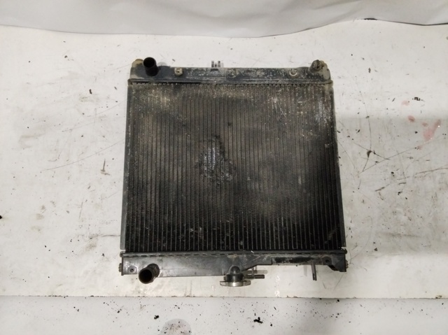 Radiador de esfriamento de motor 1770082A00000 SUZUKI