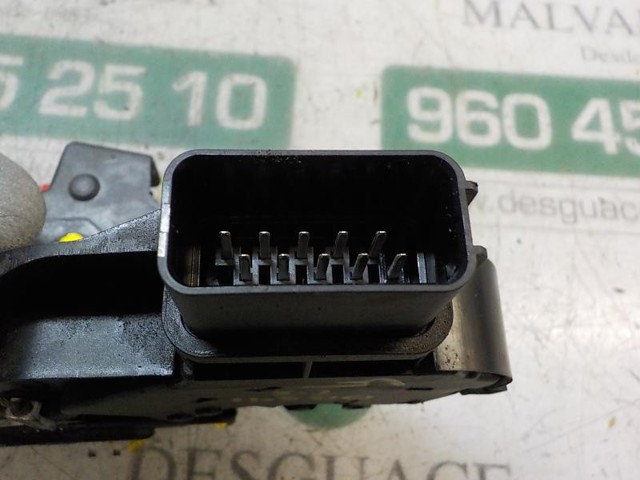 Fecho da porta traseira esquerda 1791423 FORD