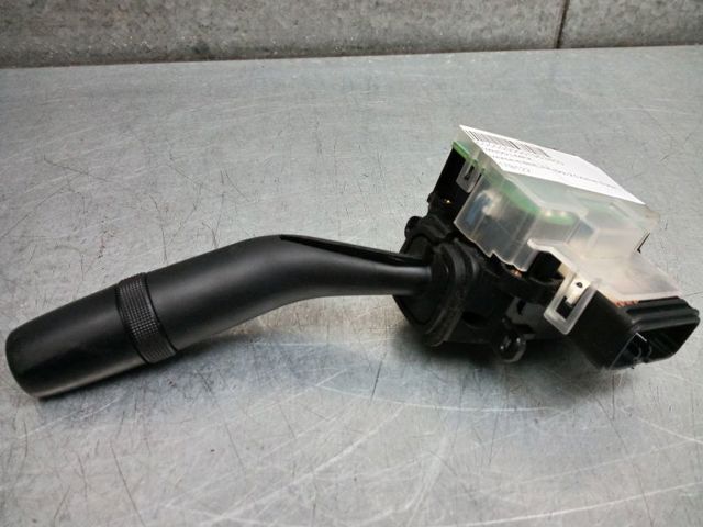 17B122 Mazda