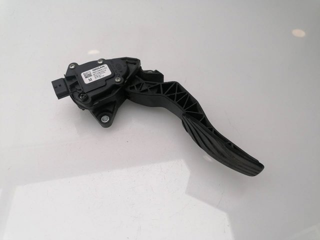 Pedal de gás (de acelerador) 180024BA0B RENAULT