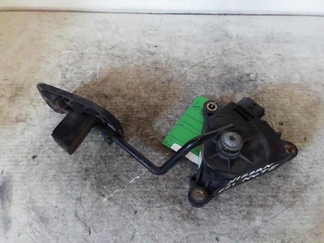 Pedal de gás (de acelerador) 18002AX70B NISSAN