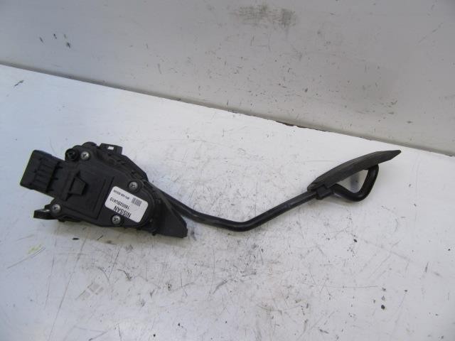 18002BU410 Nissan/Infiniti