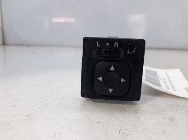 183569 Mitsubishi